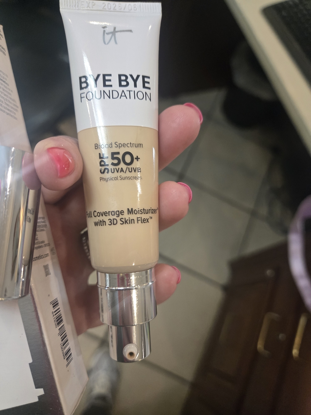 it cosmetics Bye Bye Foundation SPF 50+ - Fair